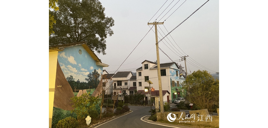 江西萬(wàn)載：村落蝶變旅游旺盛 村美平易近富村落振興