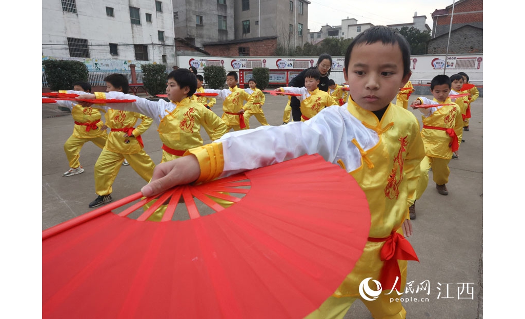 江西東鄉(xiāng)：傳統(tǒng)技擊進(jìn)校園 傳承文化助“雙減”